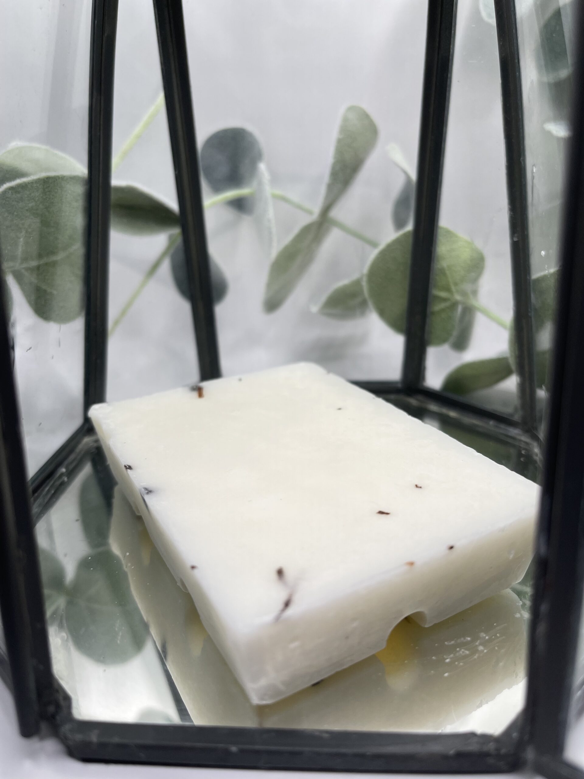 Sandlewood Musk 100 hour wax melts 3 Sandlewood Musk 100 hour wax melts 3