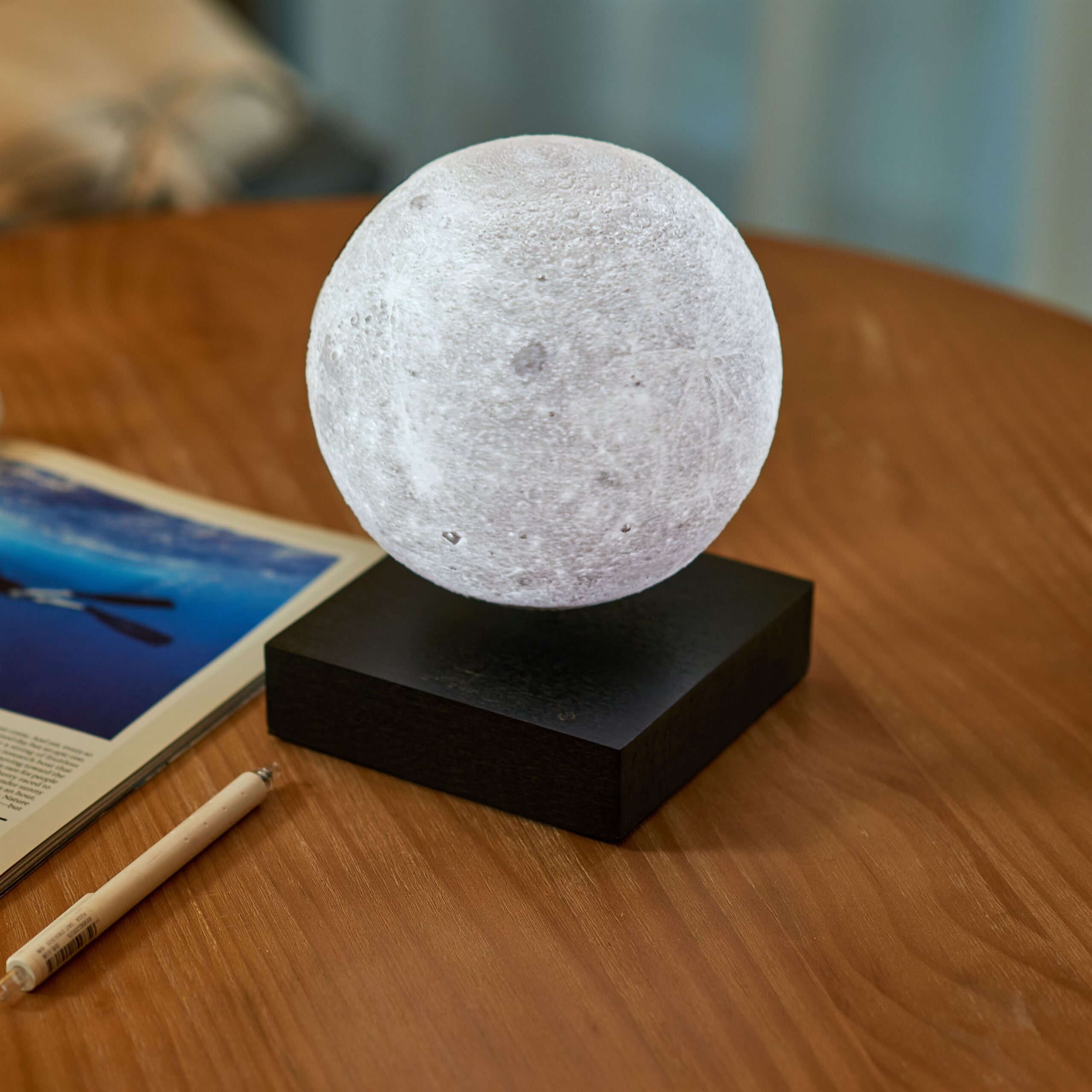 G019BK Smart Moon Lamp Black on table