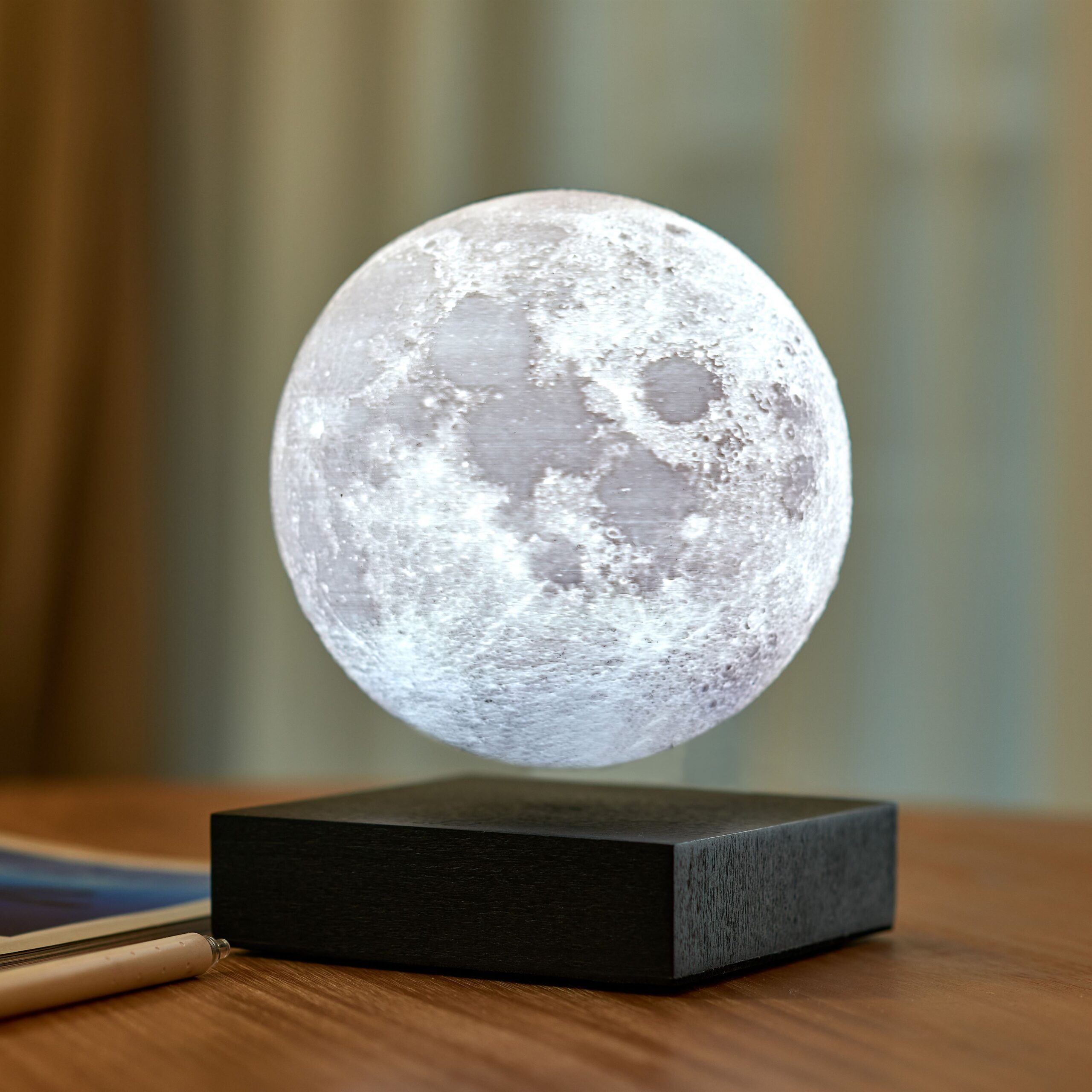 G019BK Smart Moon Lamp Black on table