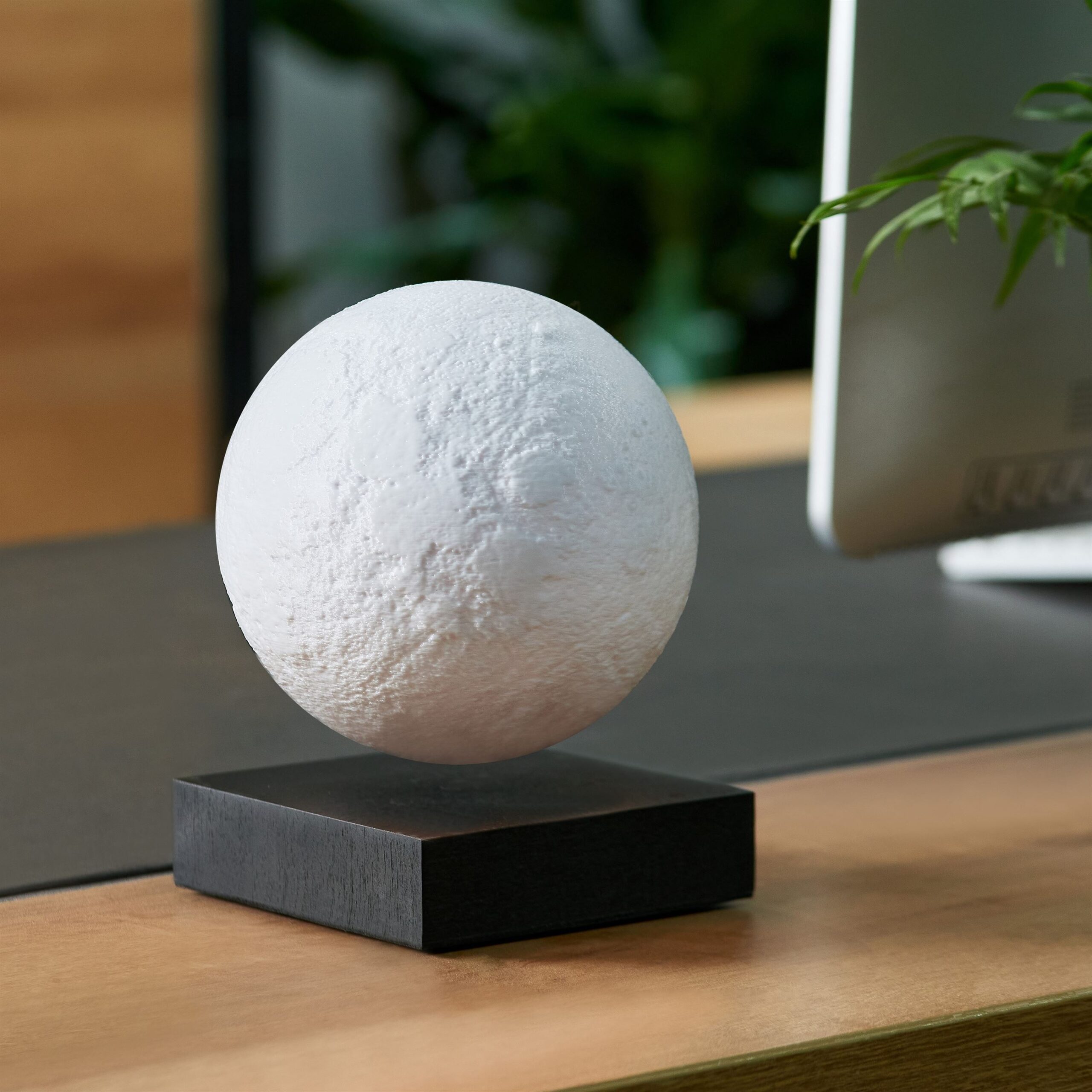 G019BK Smart Moon Lamp Black unlit on table