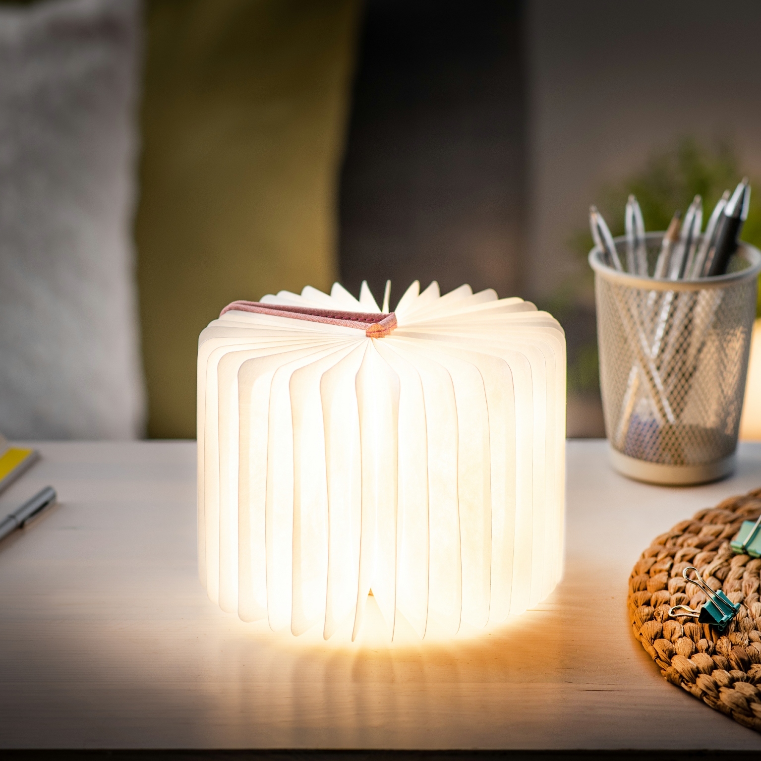 Gingko smart mini book light in pink opened 360 degrees