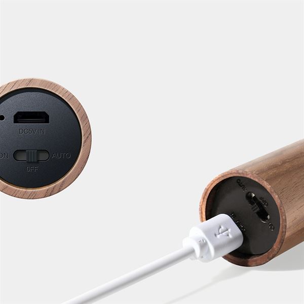 Gingko smart baton wall light showing charging socket