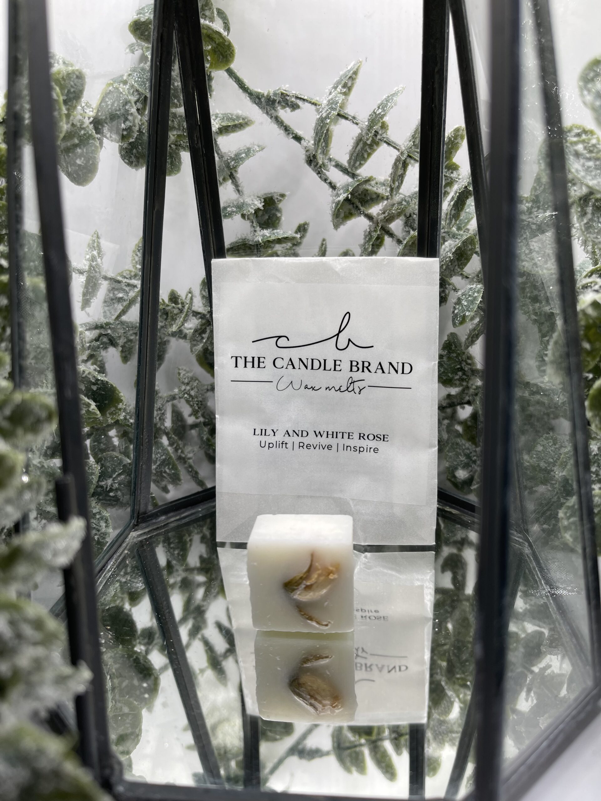 Lily and White Rose wax melts