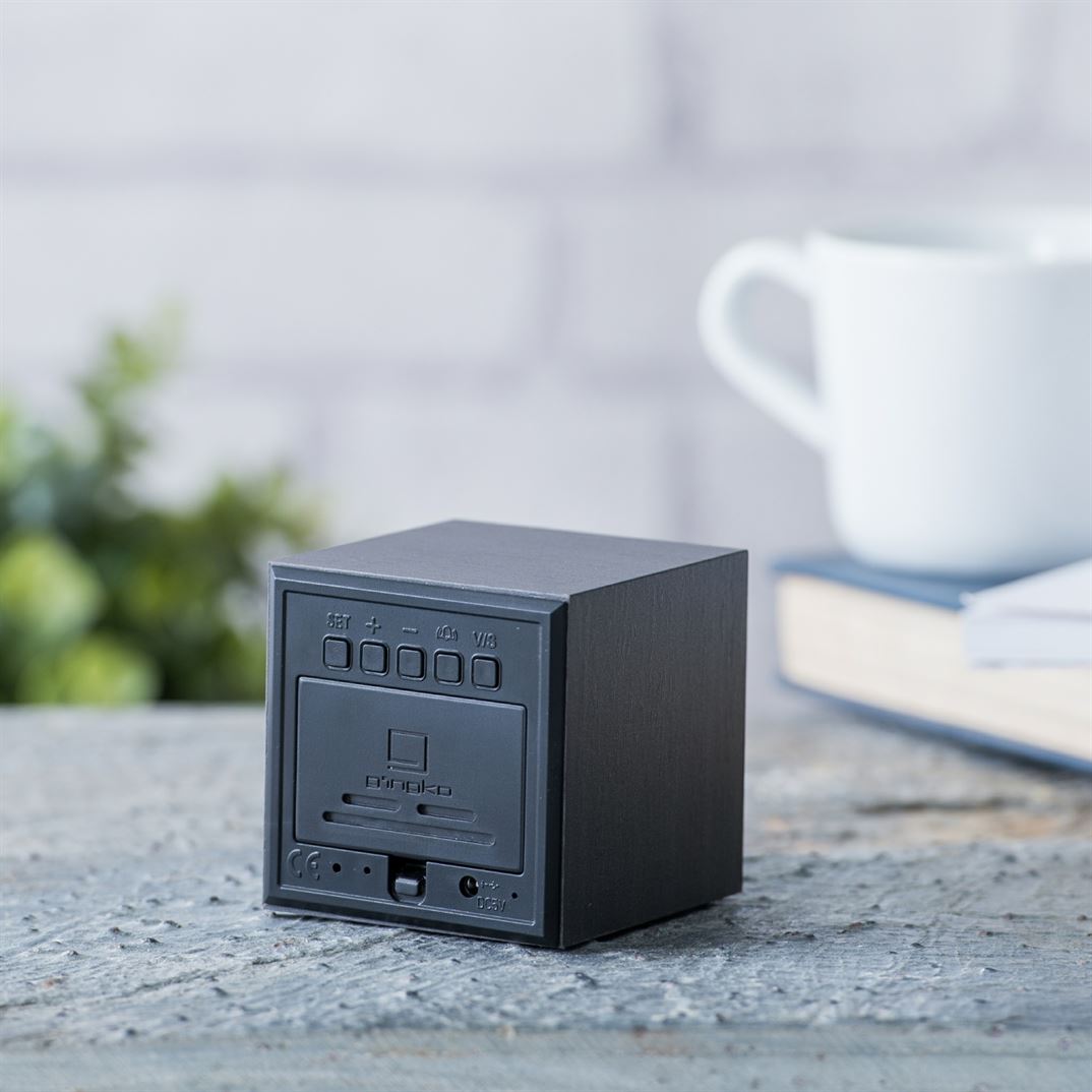 Gingko Cube Click Clock - Black with Blue LED Gingko Cube Click Clock - Black with Blue LED