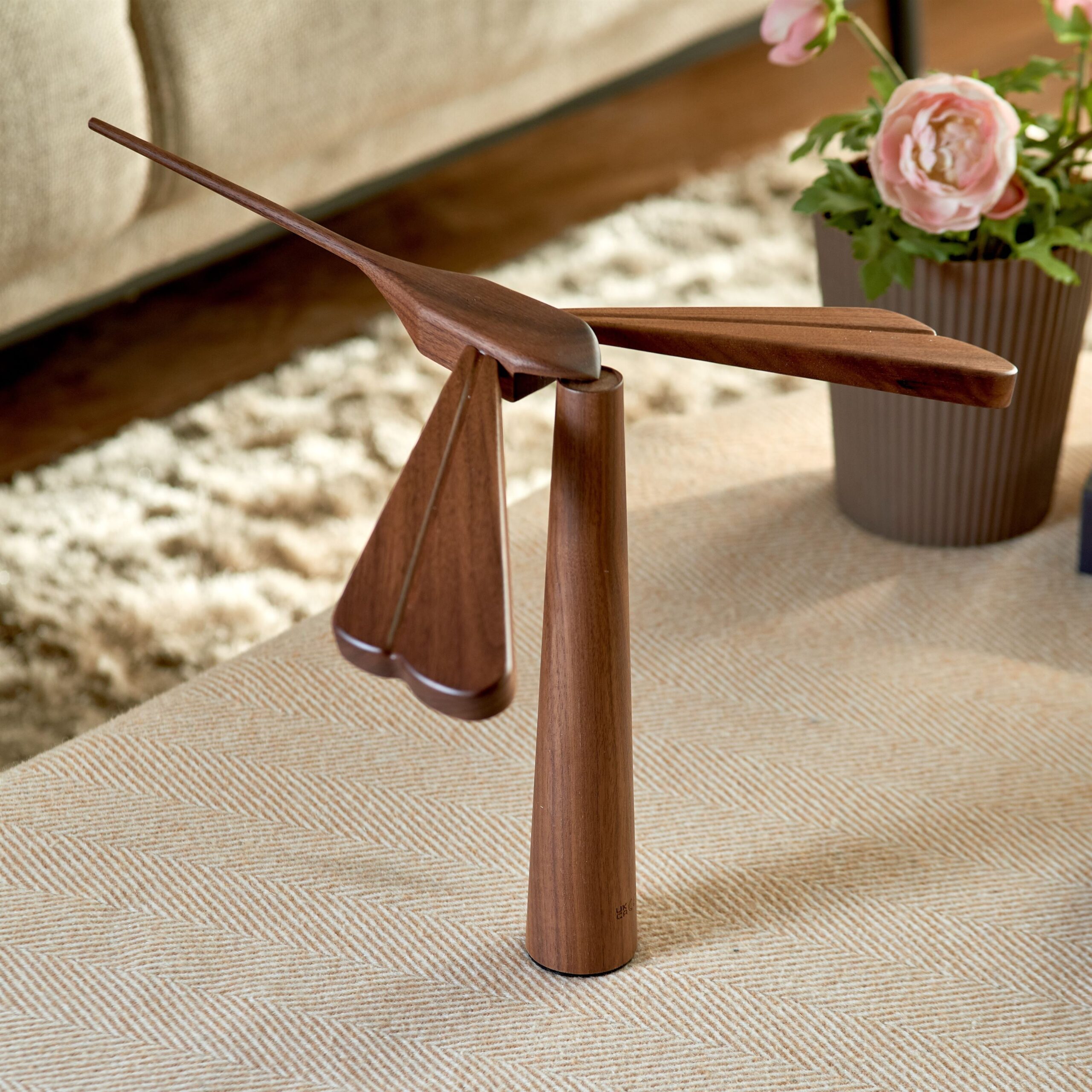 G023WT Dragonflight Balance Lamp Walnut on base