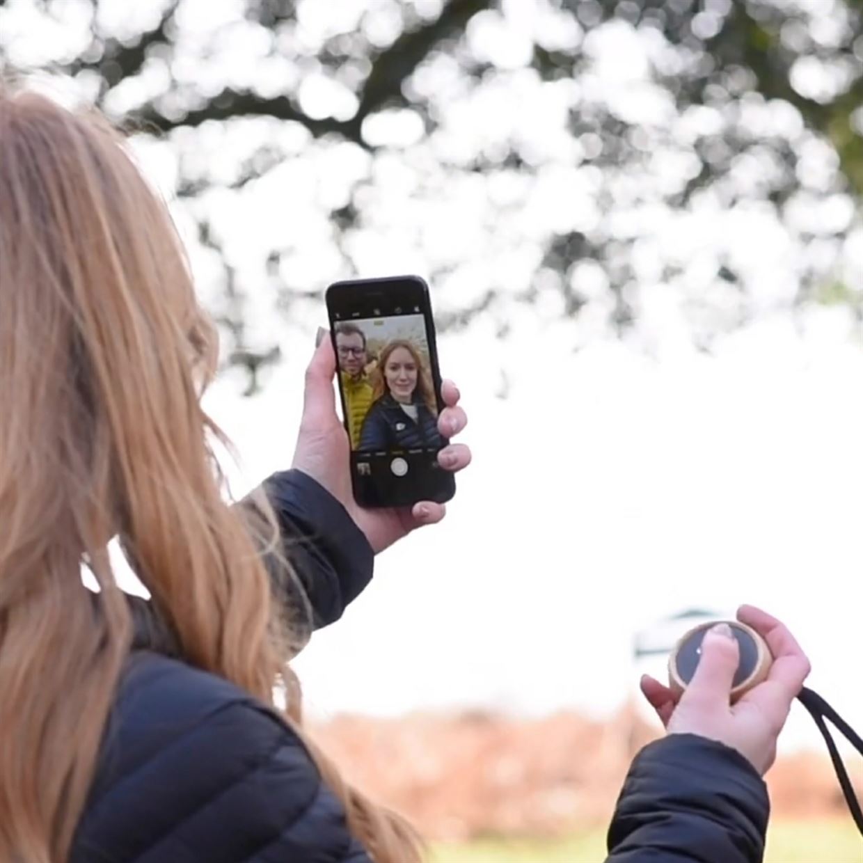 Gingko Tumbler Selifie Speaker Cherry Taking Selfie