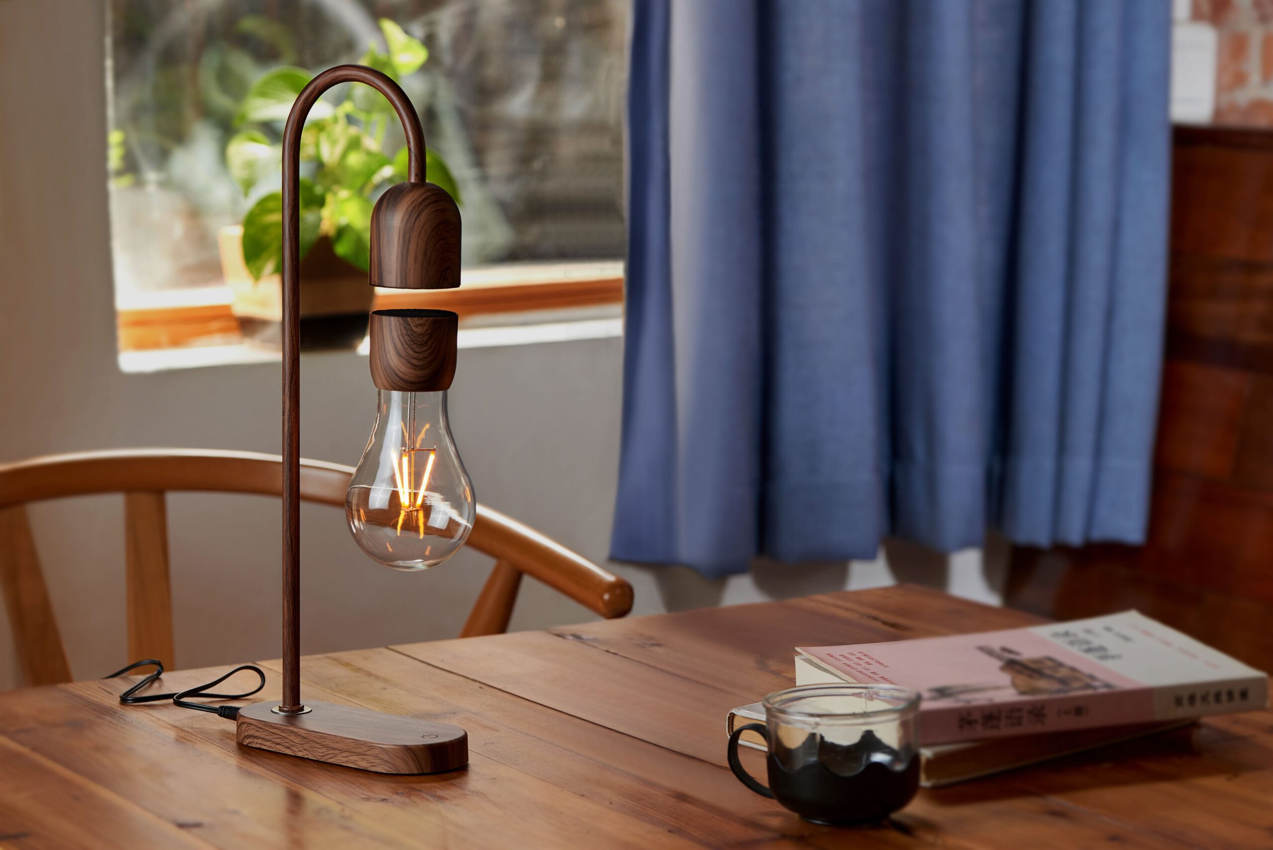 Gingko Evaro Floating Light Bulb Light