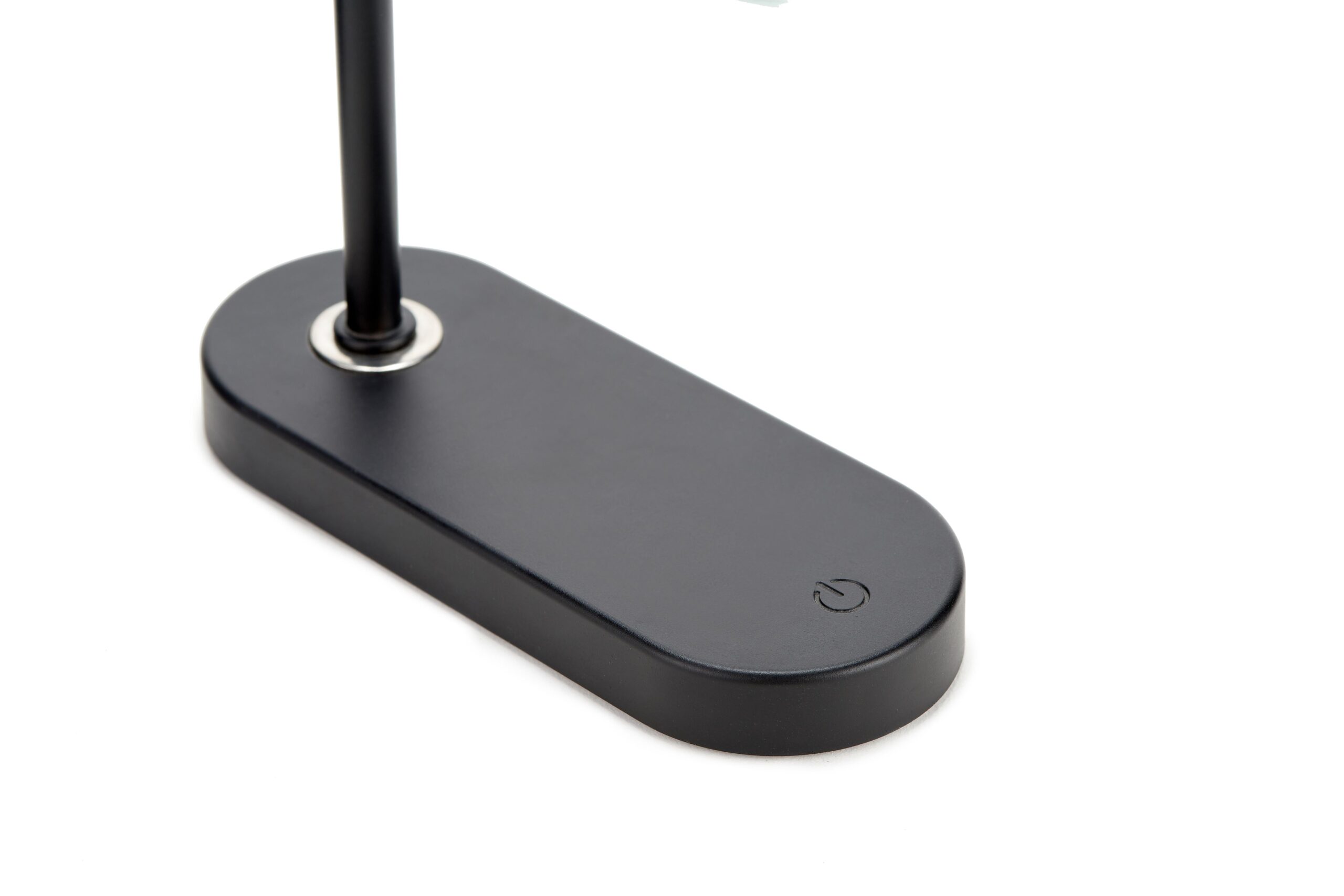 Gingko Evaro base Black Finish front