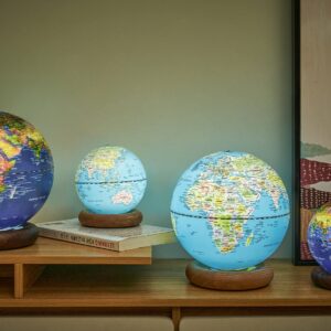 Atlas Globe Lamp